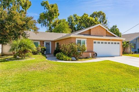 3735 Muir St, Riverside, CA 92503 photo 1