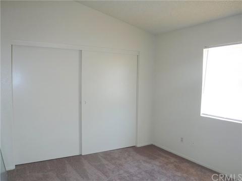 15716 Ceres Ave, Fontana, CA 92335 photo 8