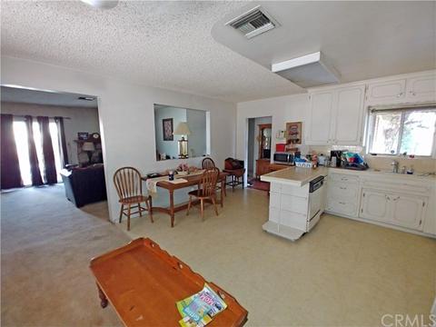 18346 Ash St, Bloomington, CA 92316 photo 6