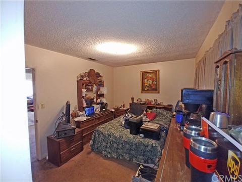 18346 Ash St, Bloomington, CA 92316 photo 8