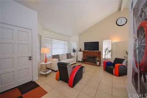 13407 Cloudburst Dr, Corona, CA 92883 photo 4