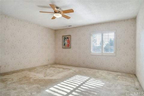 5468 Pinehurst Dr, Riverside, CA 92504 photo 16