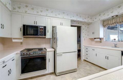 5468 Pinehurst Dr, Riverside, CA 92504 photo 11