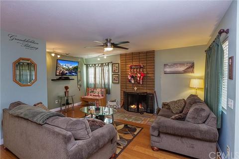 8878 Continental Dr, Riverside, CA 92504 photo 7