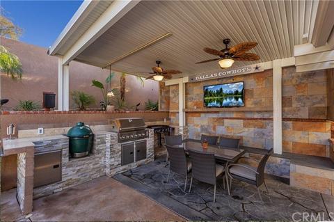 8878 Continental Dr, Riverside, CA 92504 photo 31