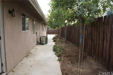 2004 Blenheim St, Riverside, CA 92507 photo 10