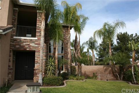 947 Haley Talbert Dr, Corona, CA 92881 photo 2