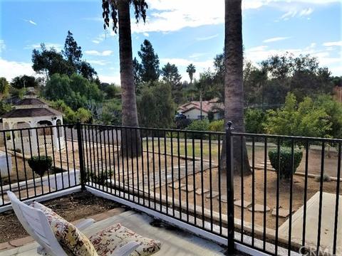 616 Via Vista Dr, Redlands, CA 92373 photo 2