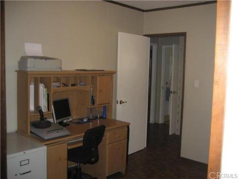 7769 Grape St, Highland, CA 92346 photo 9