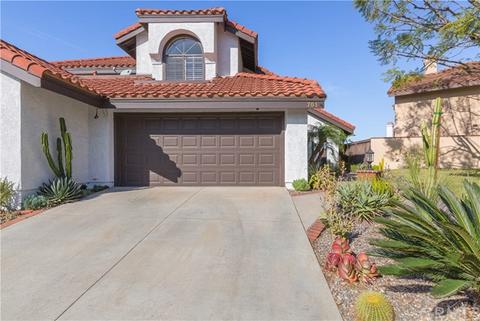 701 S Ruby Ln, Anaheim, CA 92807 photo 2