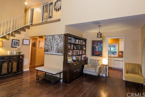 2463 Falling Oak Dr, Riverside, CA 92506 photo 4