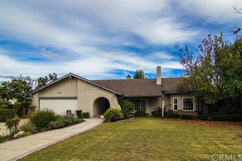 2463 Falling Oak Dr, Riverside, CA 92506 photo 1
