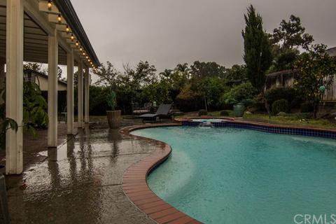 2463 Falling Oak Dr, Riverside, CA 92506 photo 21