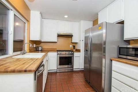 2463 Falling Oak Dr, Riverside, CA 92506 photo 6