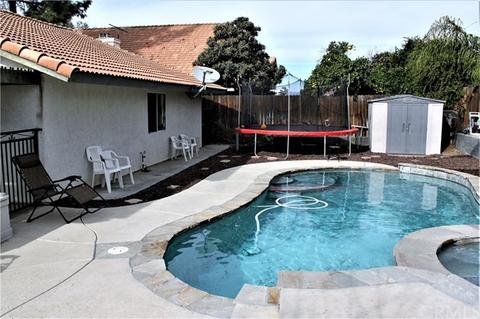 9274 Middlefield Dr, Riverside, CA 92508 photo 4