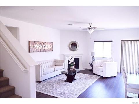 865 Mallorca, Riverside City, CA 92501 photo 2