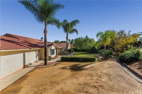 14335 Citrus Park Cir, Riverside, CA 92503 photo 37