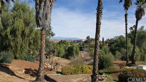 15800 Saddleback Rd, Riverside, CA 92506 photo 3