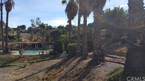 15800 Saddleback Rd, Riverside, CA 92506 photo 5