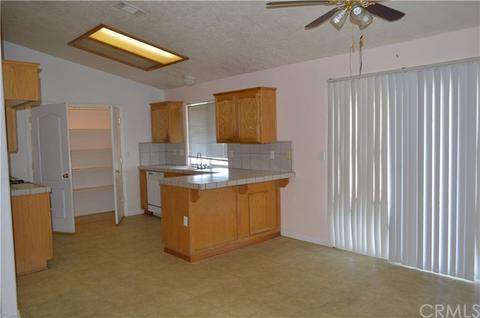 15618 Mojave St, Hesperia, CA 92345 photo 7