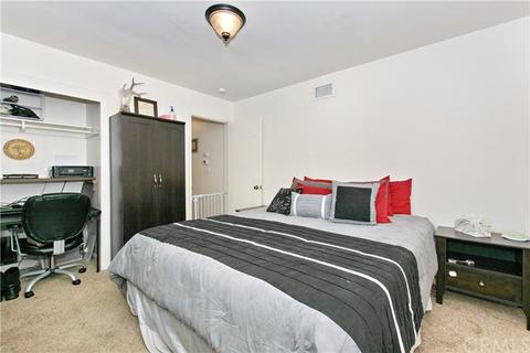494 Sequoia St, San Bernardino, CA 92407 photo 7