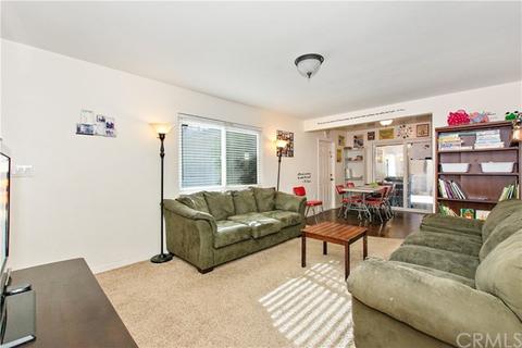 494 Sequoia St, San Bernardino, CA 92407 photo 3