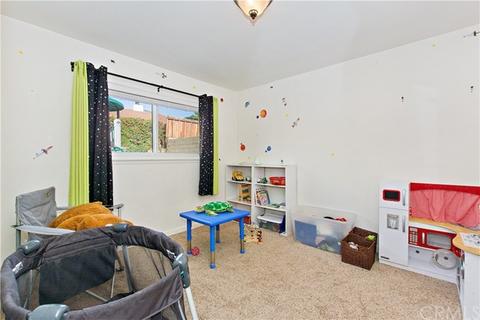 494 Sequoia St, San Bernardino, CA 92407 photo 12