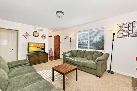 494 Sequoia St, San Bernardino, CA 92407 photo 2