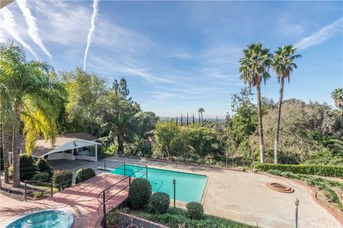 2134 Westminster Dr, Riverside, CA 92506 photo 10