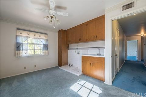 2134 Westminster Dr, Riverside, CA 92506 photo 23