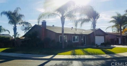 229 Cliffhill Pl, Riverside, CA 92501 photo 2