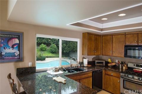 6240 Shaker Dr, Riverside, CA 92506 photo 9