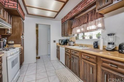 1609 N Millard Ave, Rialto, CA 92376 photo 8