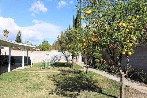 9369 Lemon St, Fontana, CA 92335 photo 24