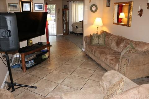9369 Lemon St, Fontana, CA 92335 photo 15