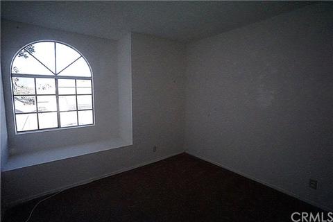 3069 Cardamon St, Rialto, CA 92376 photo 14