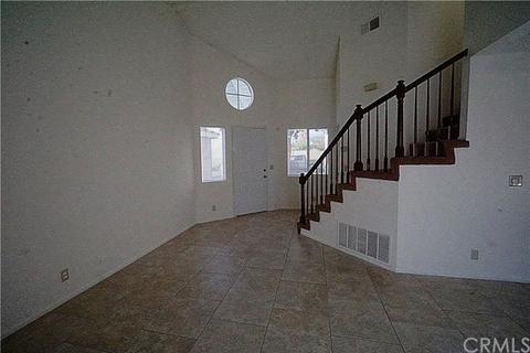 3069 Cardamon St, Rialto, CA 92376 photo 8