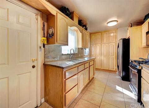 893 N Willow Ave, Rialto, CA 92376 photo 26