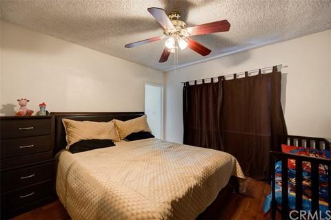 893 N Willow Ave, Rialto, CA 92376 photo 32