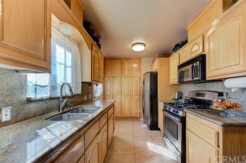 893 N Willow Ave, Rialto, CA 92376 photo 27