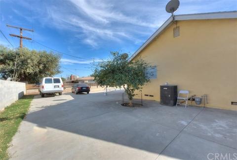 893 N Willow Ave, Rialto, CA 92376 photo 57