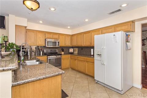 14564 Sorrel Ln, Fontana, CA 92336 photo 8