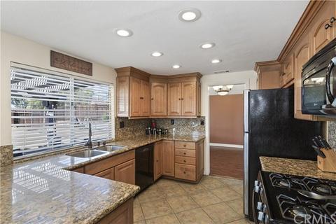 9083 Limecrest Dr, Riverside, CA 92508 photo 8