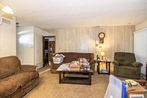 8289 Janis St, Riverside, CA 92504 photo 5