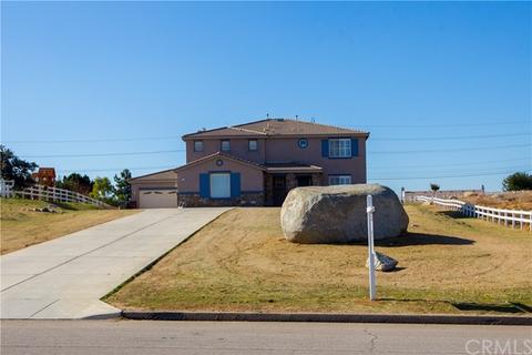 18609 Malkoha St, Perris, CA 92570 photo 2