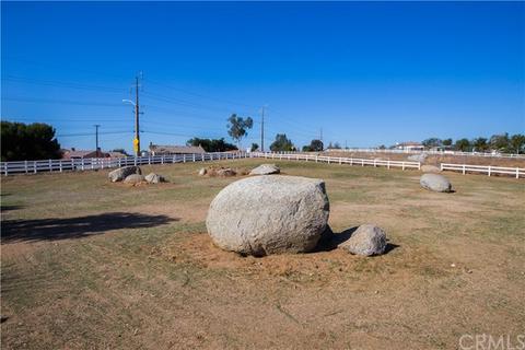 18609 Malkoha St, Perris, CA 92570 photo 38