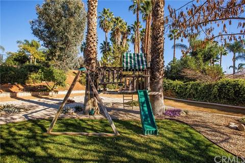1591 Highridge St, Riverside, CA 92506 photo 39