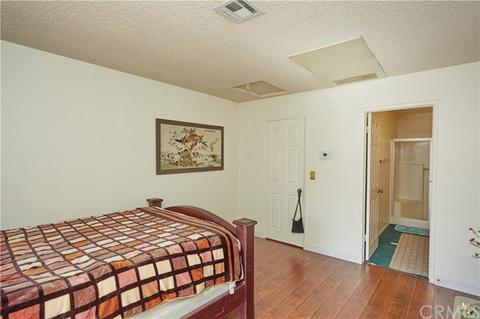 19230 Cottonwood Dr, Apple Valley, CA 92308 photo 16