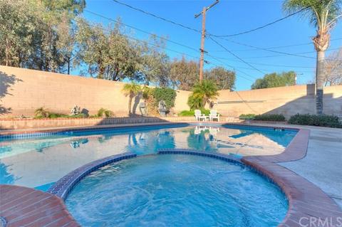 17622 Fontlee Ln, Fontana, CA 92335 photo 6