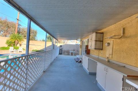 17622 Fontlee Ln, Fontana, CA 92335 photo 7